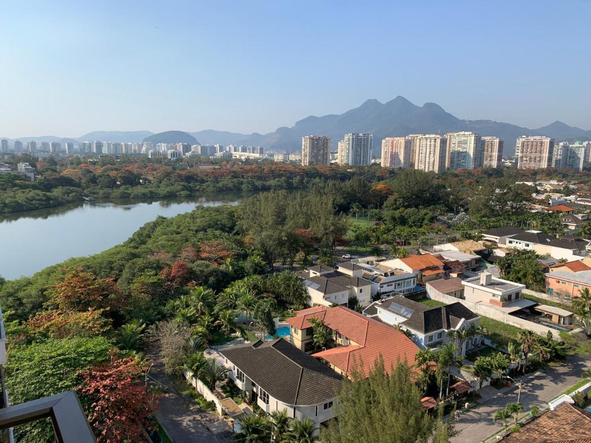 Apartamento Flat Com 65 Metros; Sala; Duas Suítes; Cozinha Recém-reformado *
