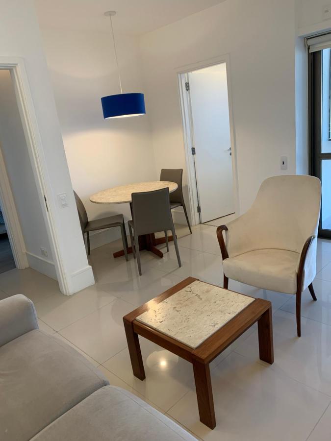 Flat Com 65 Metros; Sala; Duas Suítes; Cozinha Recém-reformado * Río de Janeiro