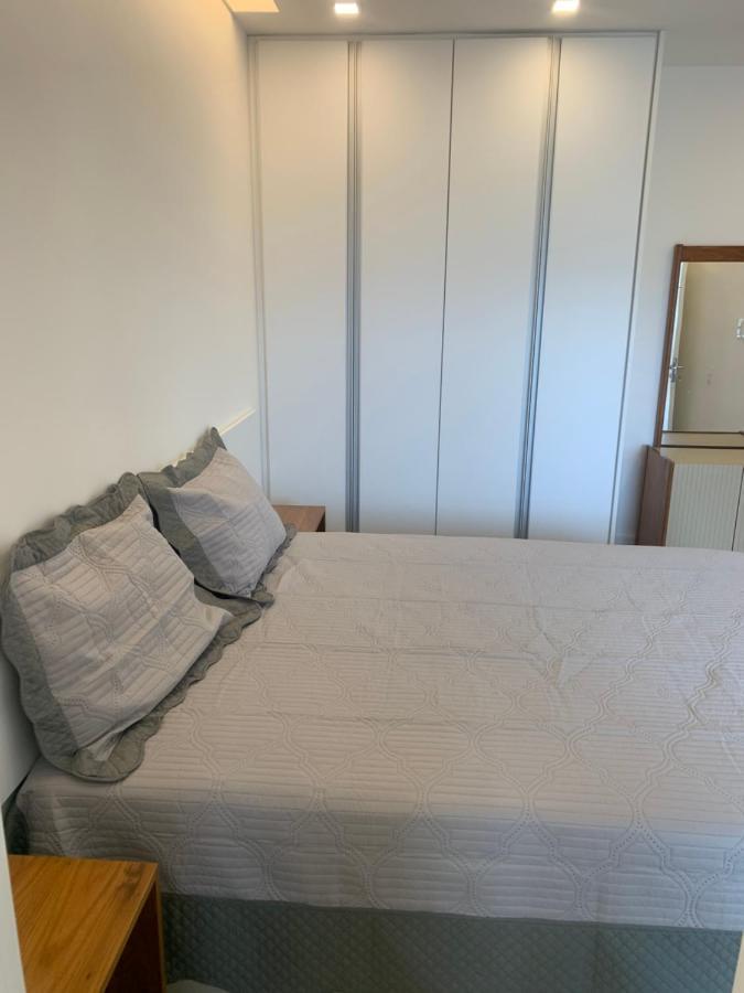 Flat Com 65 Metros; Sala; Duas Suítes; Cozinha Recém-reformado Appartement *