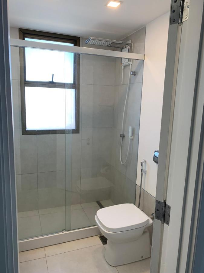 Flat Com 65 Metros; Sala; Duas Suítes; Cozinha Recém-reformado Rio de Janeiro